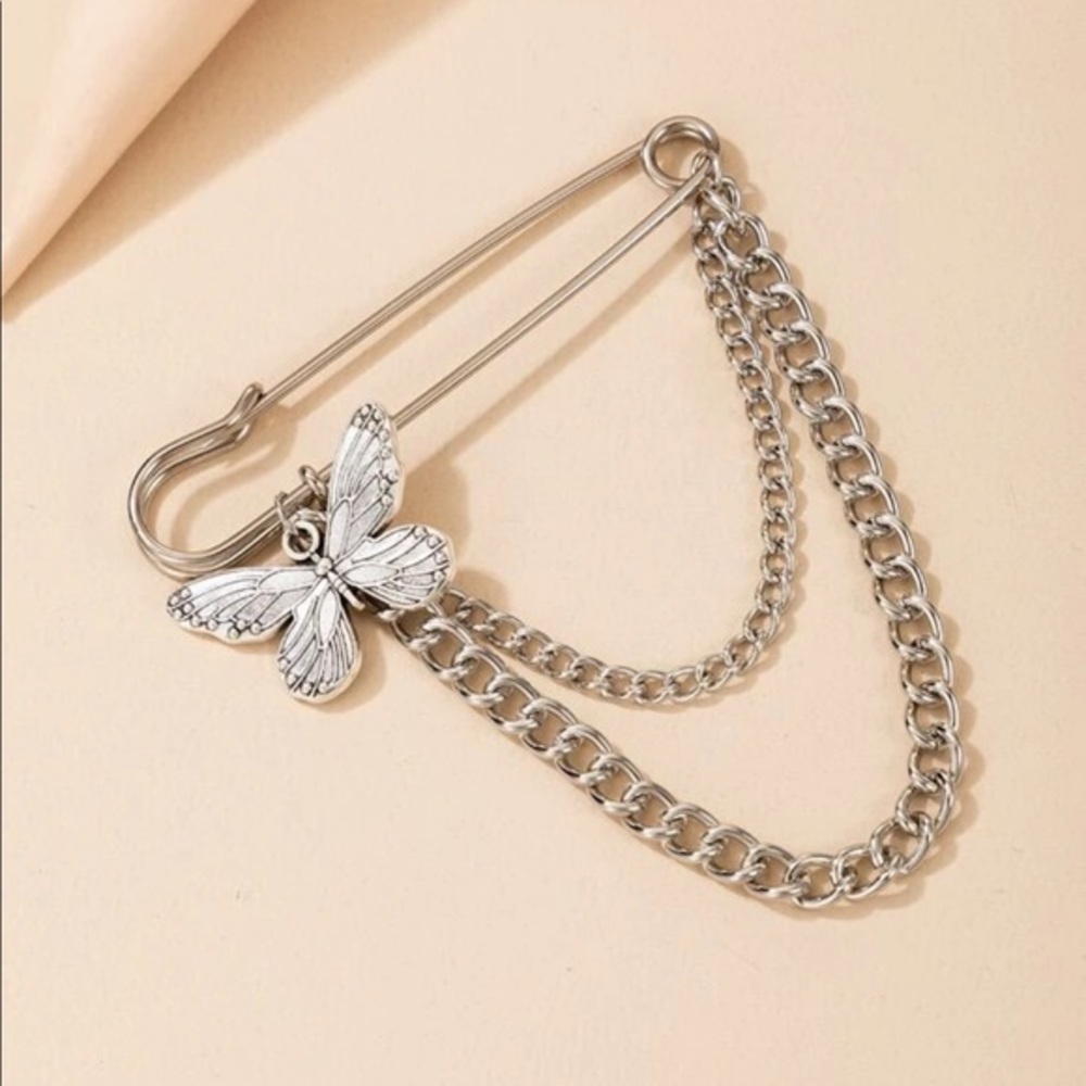 Safety Pin Butterfly Brooch - Picture 1 of 3